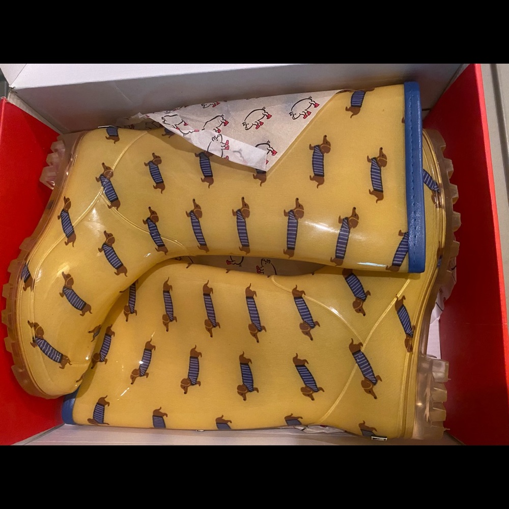 Rain boots